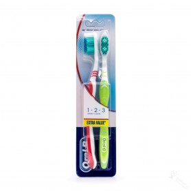 Cepillo Dental Adulto Oral-B Advantage 1,2,3 40